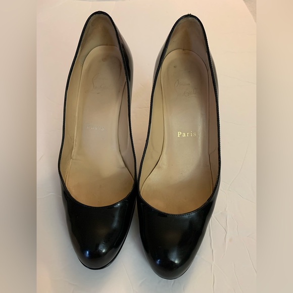 Christian Louboutin Simple Pumps Black Patent Leather Heels Size 37 1/2 or 7.5 - Picture 3 of 15